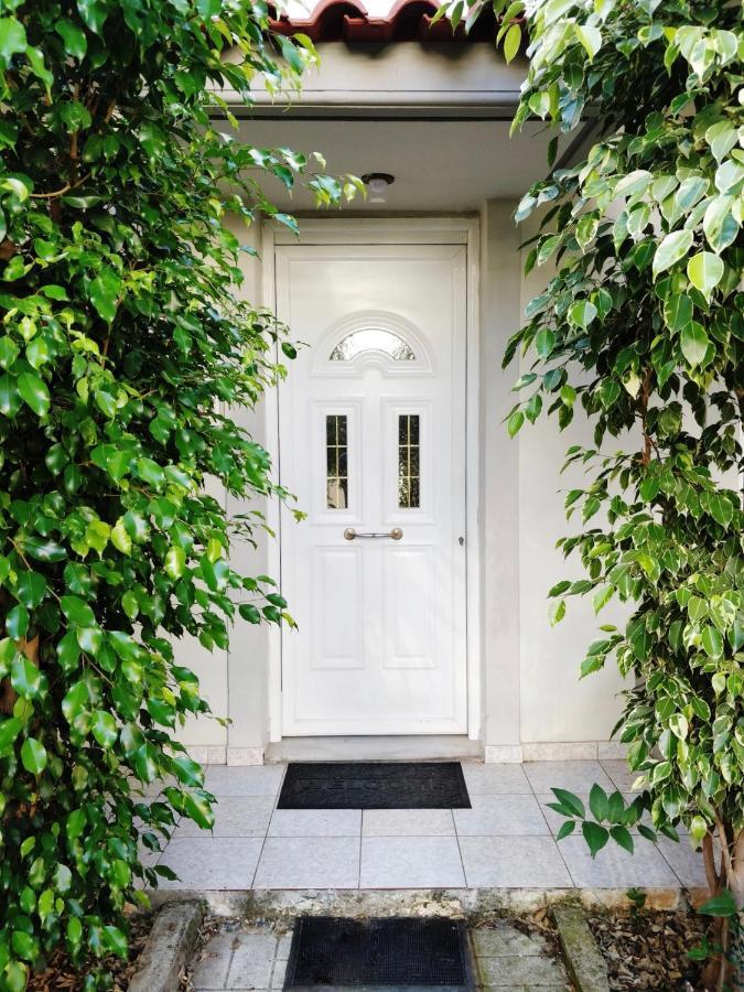 Ferienwohnung Studio Coral Kalamata Exterior foto